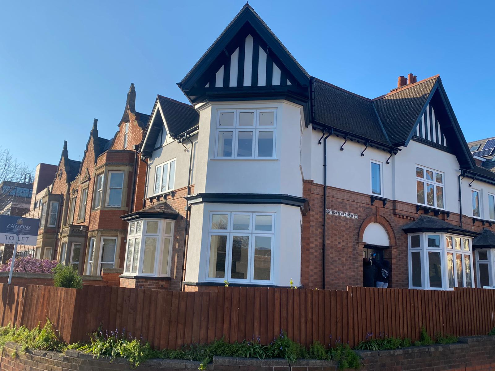 Large 2 Bedroom Apartment De Montfort Street, Leicester Zavsons